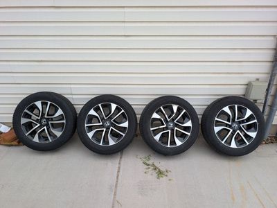 16in Honda Civic Alloy Wheels with Good Tires