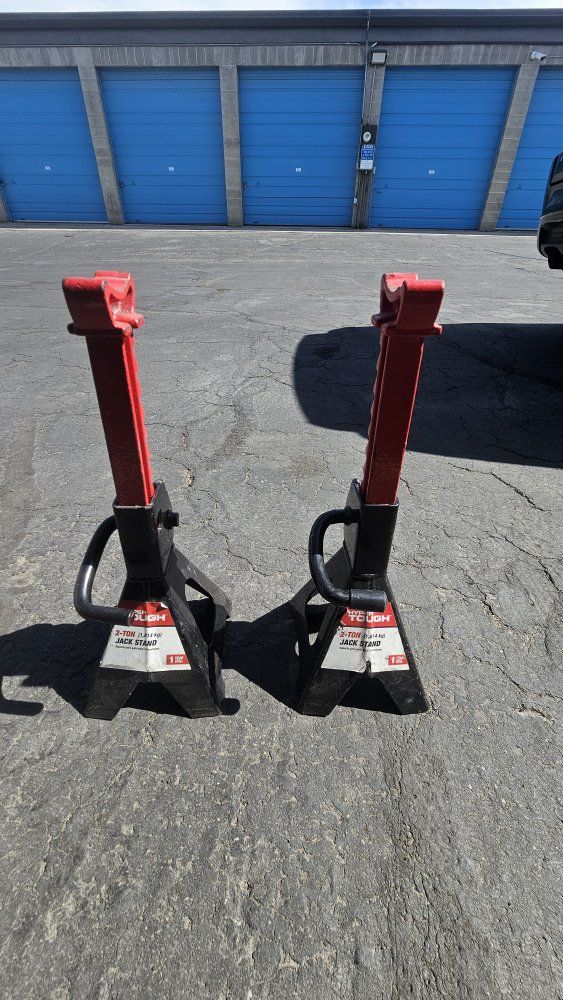 Hyper Tough 2-Ton (4,000 lbs) Jack Stands (Pair) - Red/Black