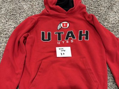 Youth large Utah utes hoodie