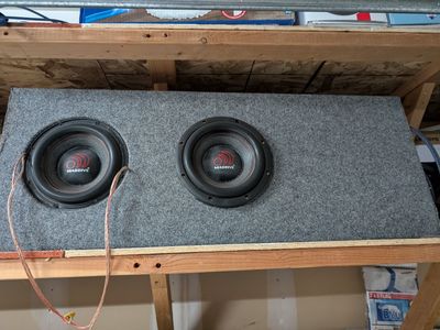 Massive Audio Hippo 84 500 Watts RMS each