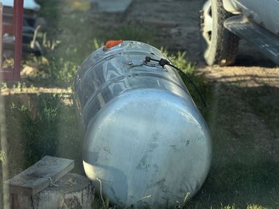 Semi fuel tank