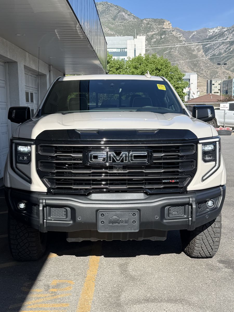 2026 GMC 1500 AT4X
