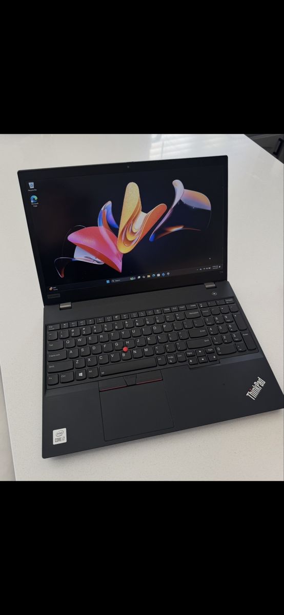 Lenovo T15