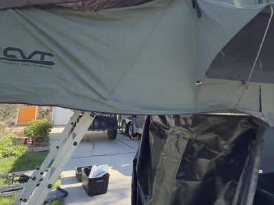 CVT 4-Person RTT Rooftop Tent - COVER IS BROKEN