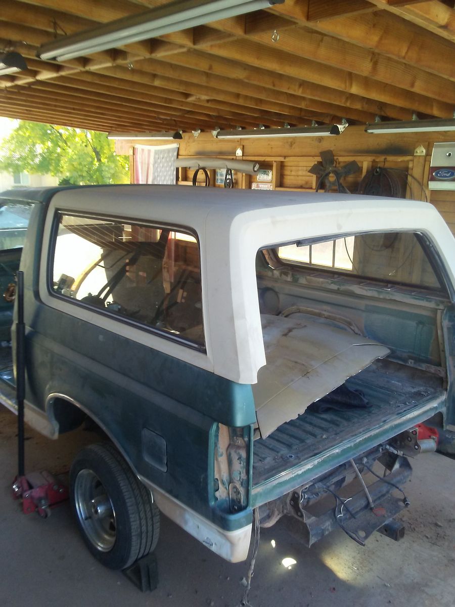 1990 Ford Bronco Top.