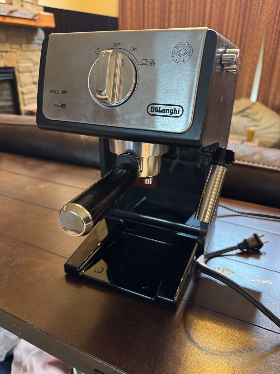 De'Longhi Espresso Cappuccino Maker