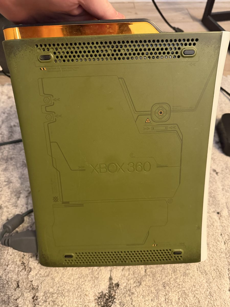Main image 4