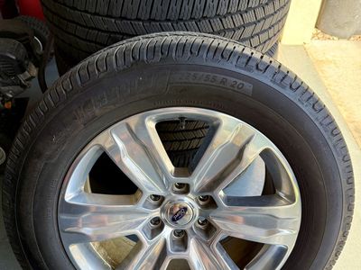Ford F150 wheels and tires