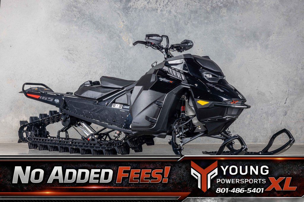 2024 Ski-Doo Summit® X® with Expert Package Rotax® 850 E-TEC 165 S_Level 4.5 in.