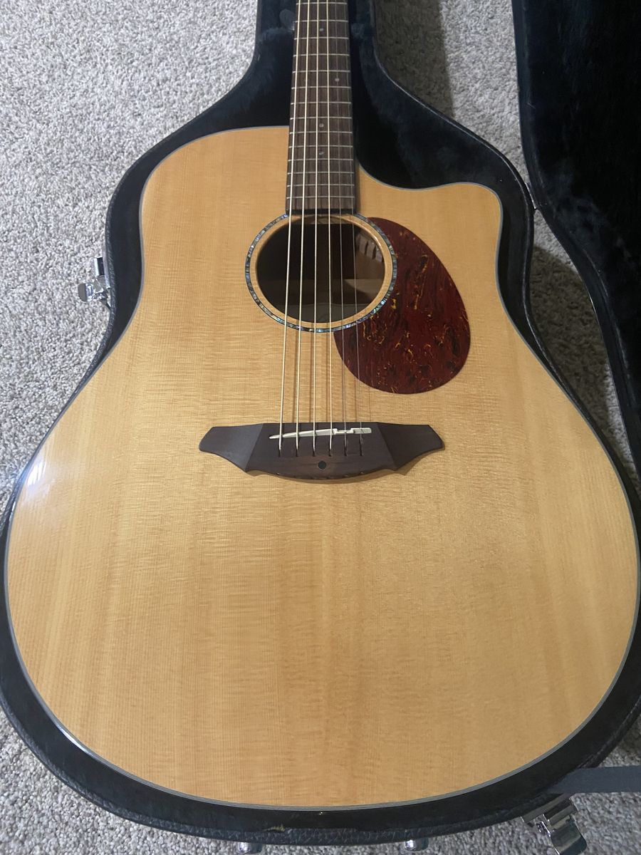 Breedlove AC/25 SM Acoustic/Electric w/ Hardshell Case