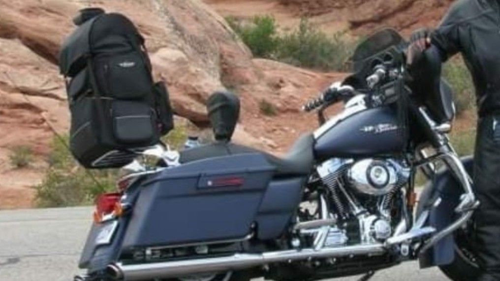 2008 Harley D street Glide