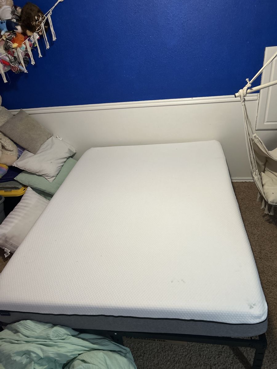 Memory Foam Queen Mattress Including Frame