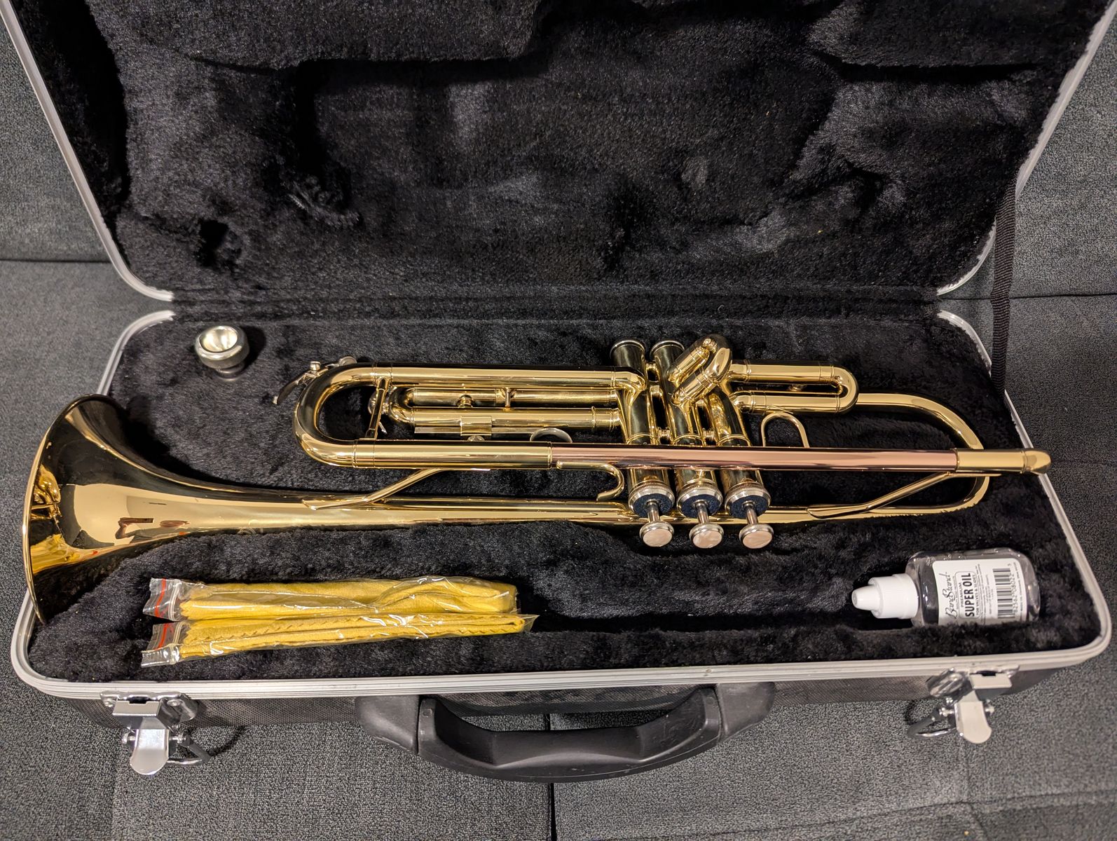 Like New Etude Student Trumpet