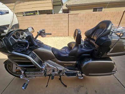 2004 1800 goldwing and trailer