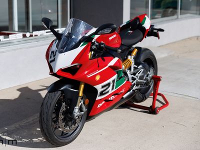 2022 Ducati Panigale V2 | Bayliss Edition