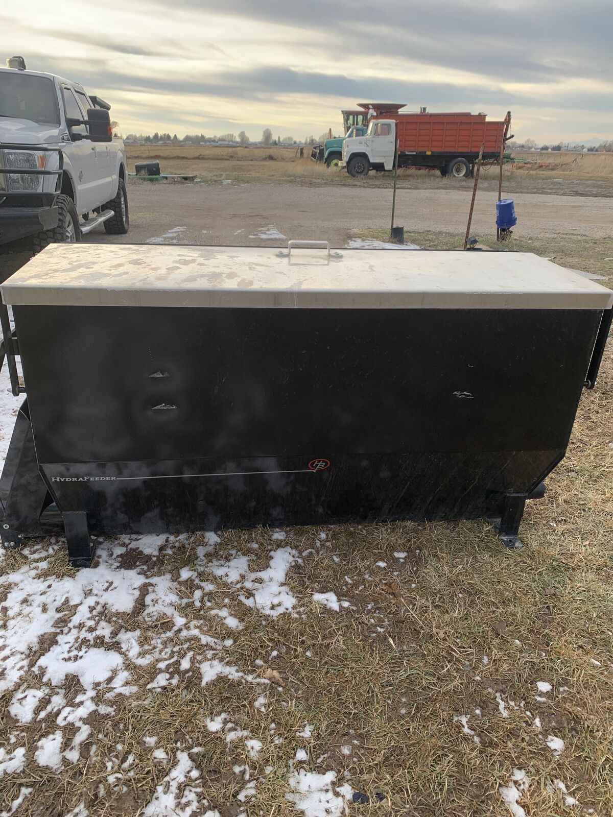 Hydra Feeder 1200 Cake box