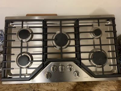 Cafe 36in Gas Cooktop