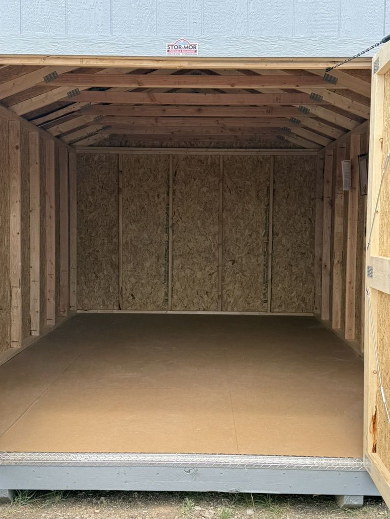 Main image 3