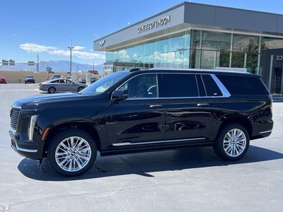 2025 Cadillac Escalade ESV Premium Luxury