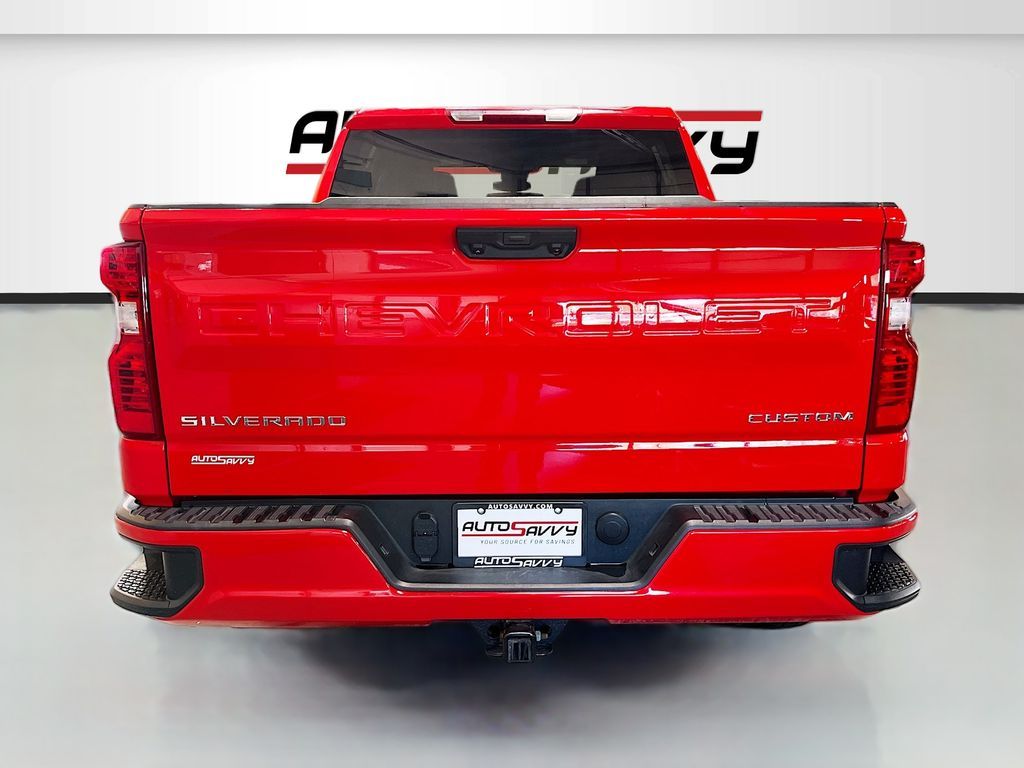 Main image 6