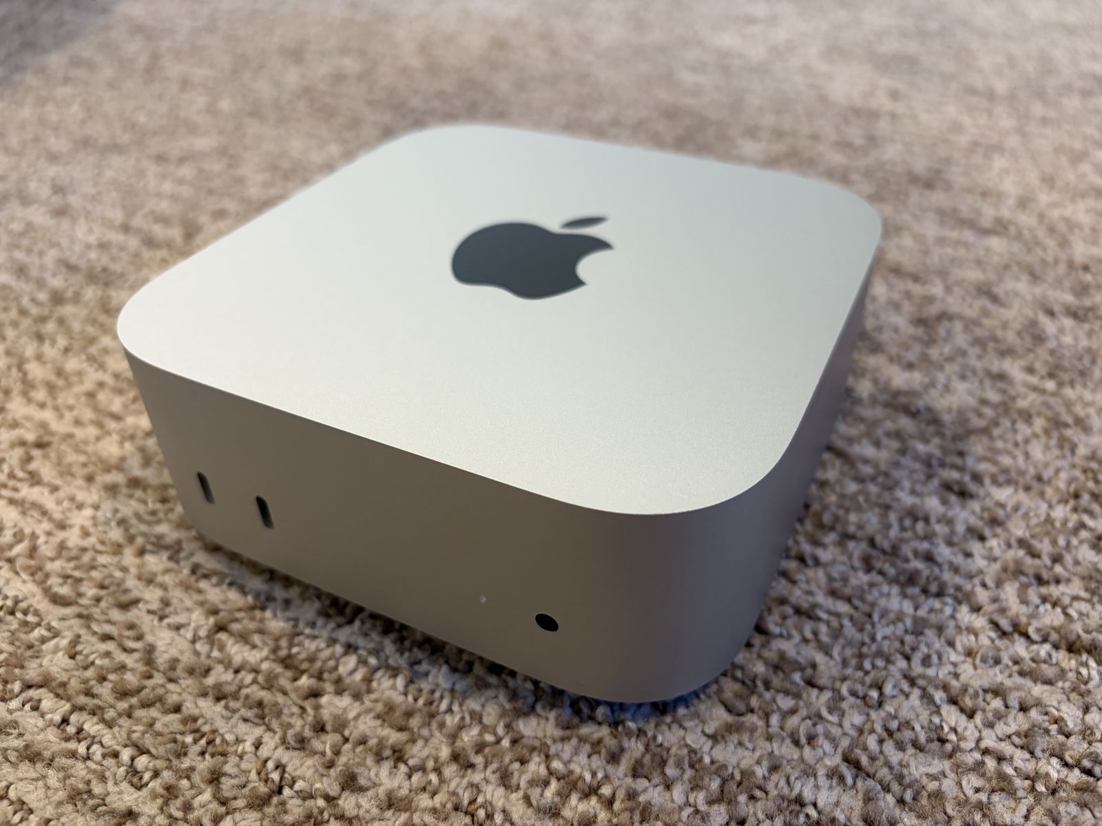 Mac mini M4