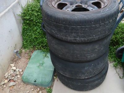 Used 225/50ZR17 98W Tires with Rims - Set of 4