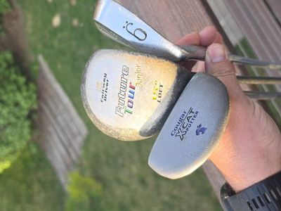 Simple kids golf clubs