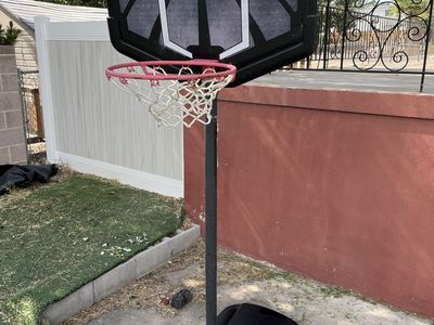 Lifetime Portable Basketball Hoop - Adjustable Height, Weather-Resistant