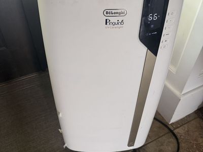 De'Longhi 3-in-1 Cold AC Pinguino UV-Carelight Portable Air Conditioner 14000 BTU 700sqft
