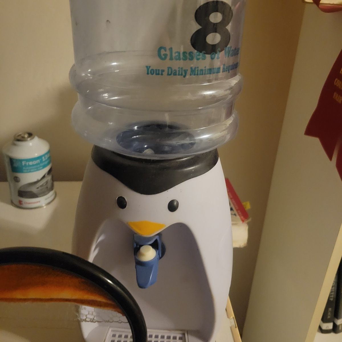 penguin water holder 1 quart