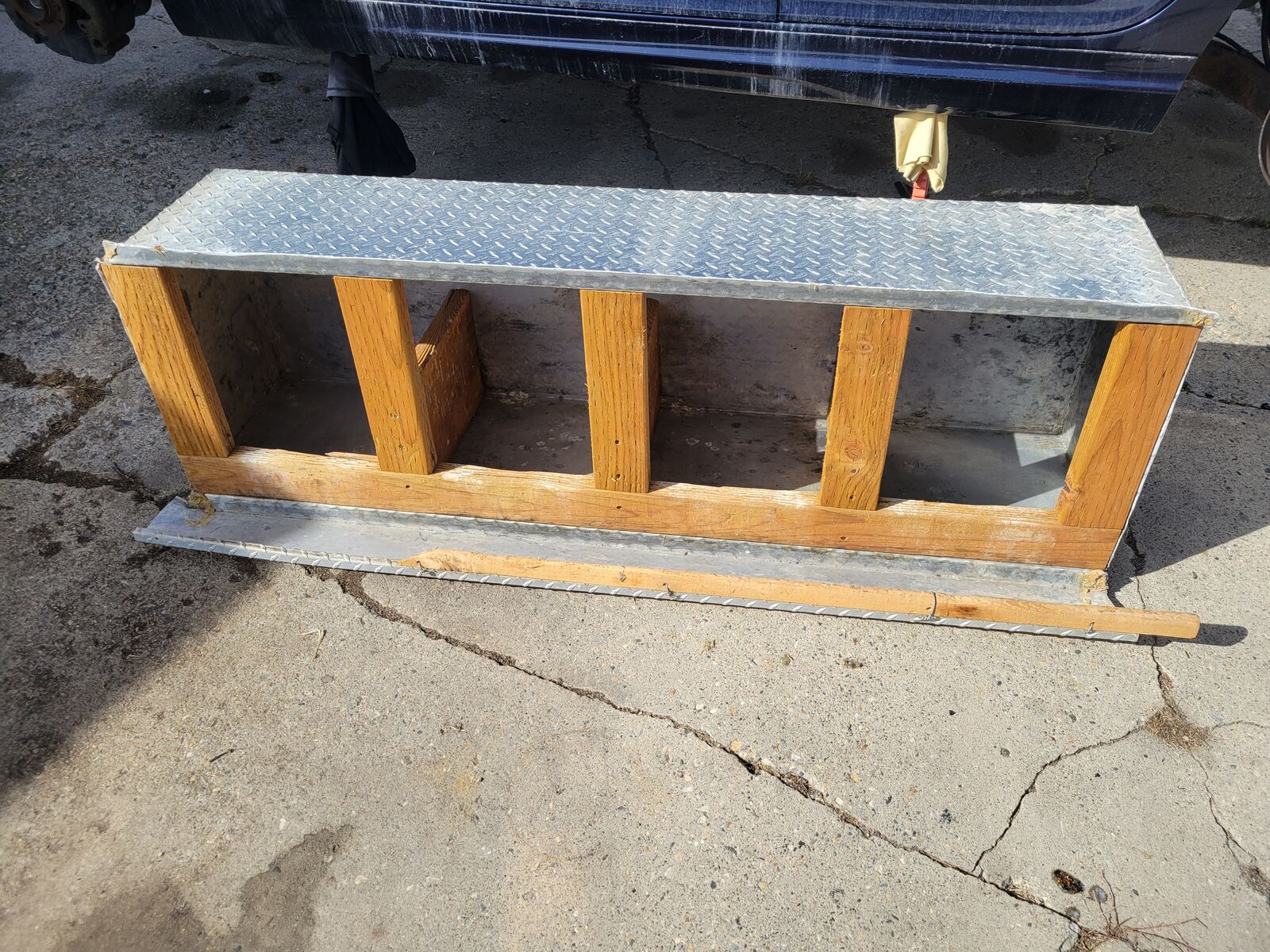 Chicken Nesting box, 4 nest boxes for 4+ egg laying hens