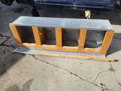 Chicken Nesting box, 4 nest boxes for 4+ egg laying hens