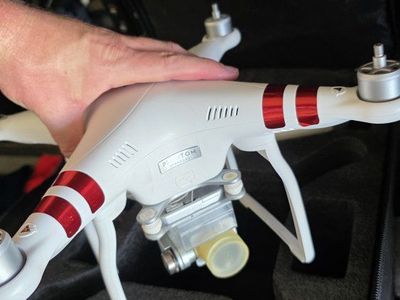 DJI Phantom 3 Standard Drone with Controller and Case