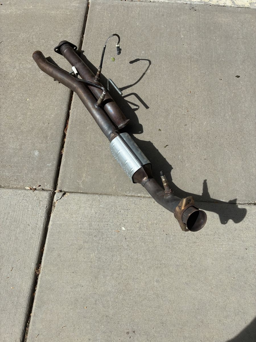 1999 Ford Explorer Sohc Catalytic Converter and O2