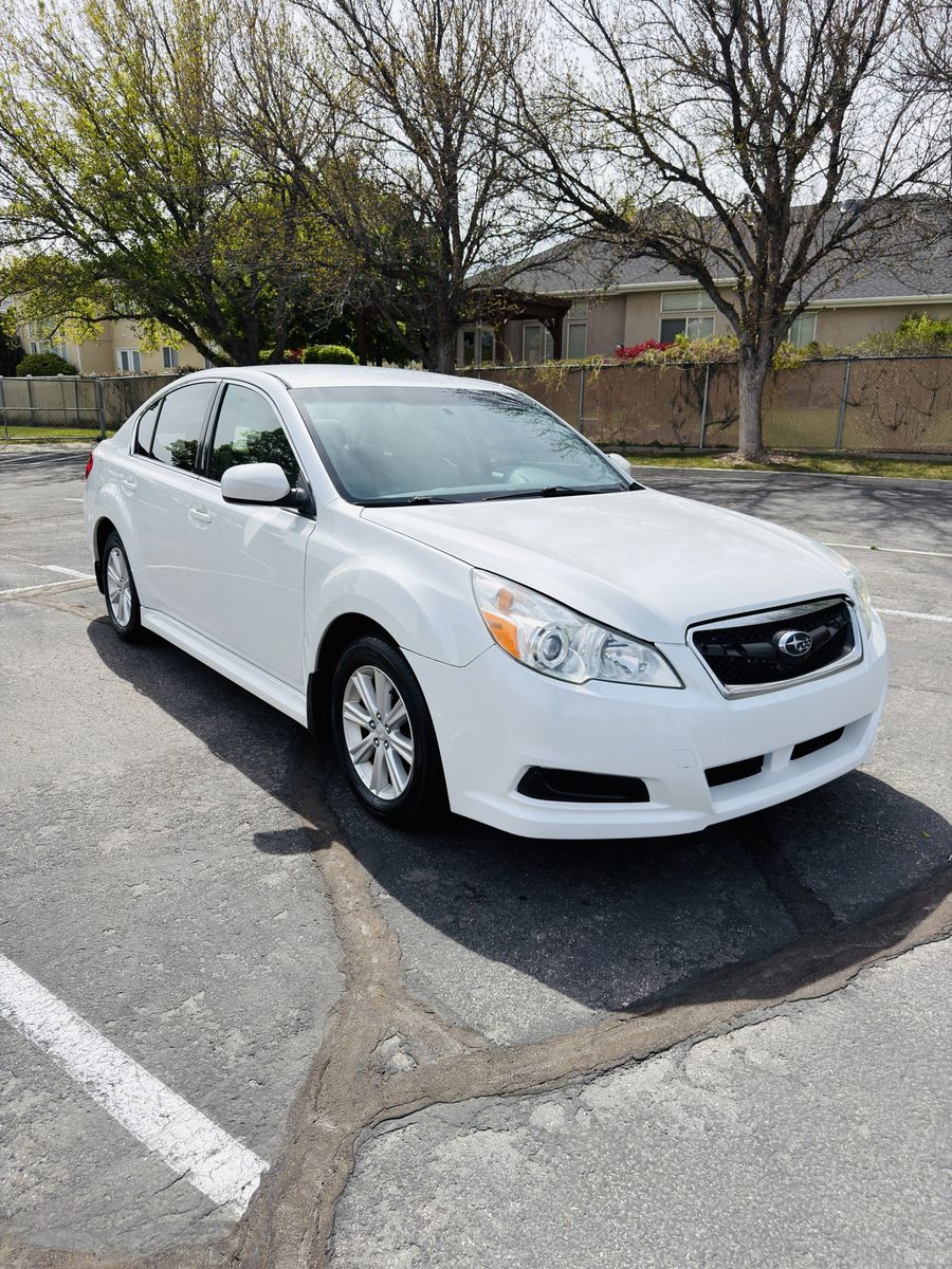 2012 SUBARU LEGACY 2.5i