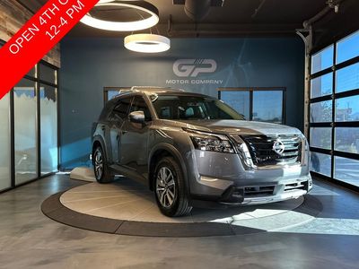 2025 Nissan Pathfinder SL