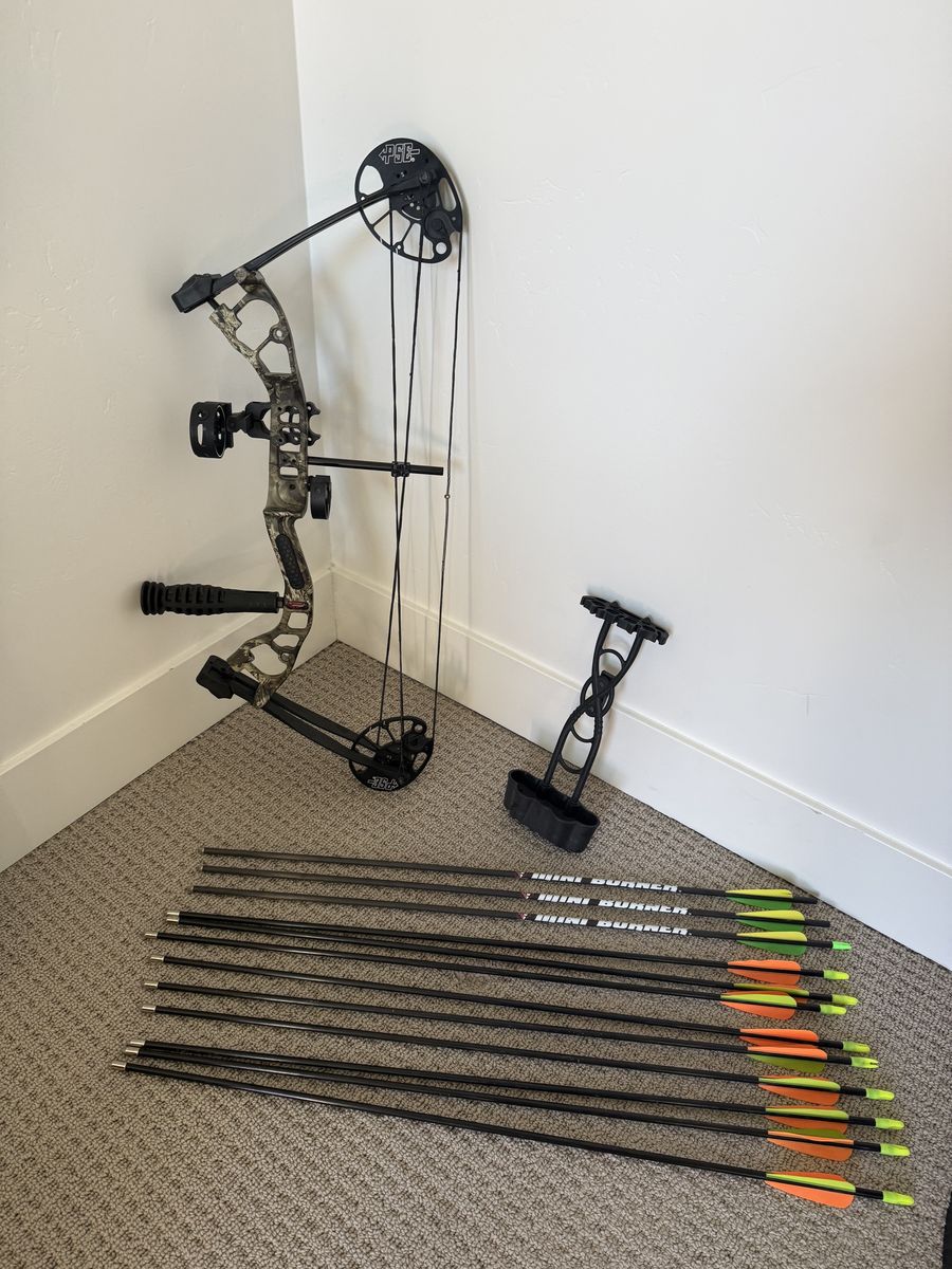 PSE Mini Burner Compound Bow Package – Like New – Only Shot 5 Times – $200 OBO