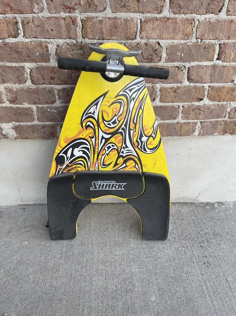 Land Shark Kneeboard  by Fuzion for Kids