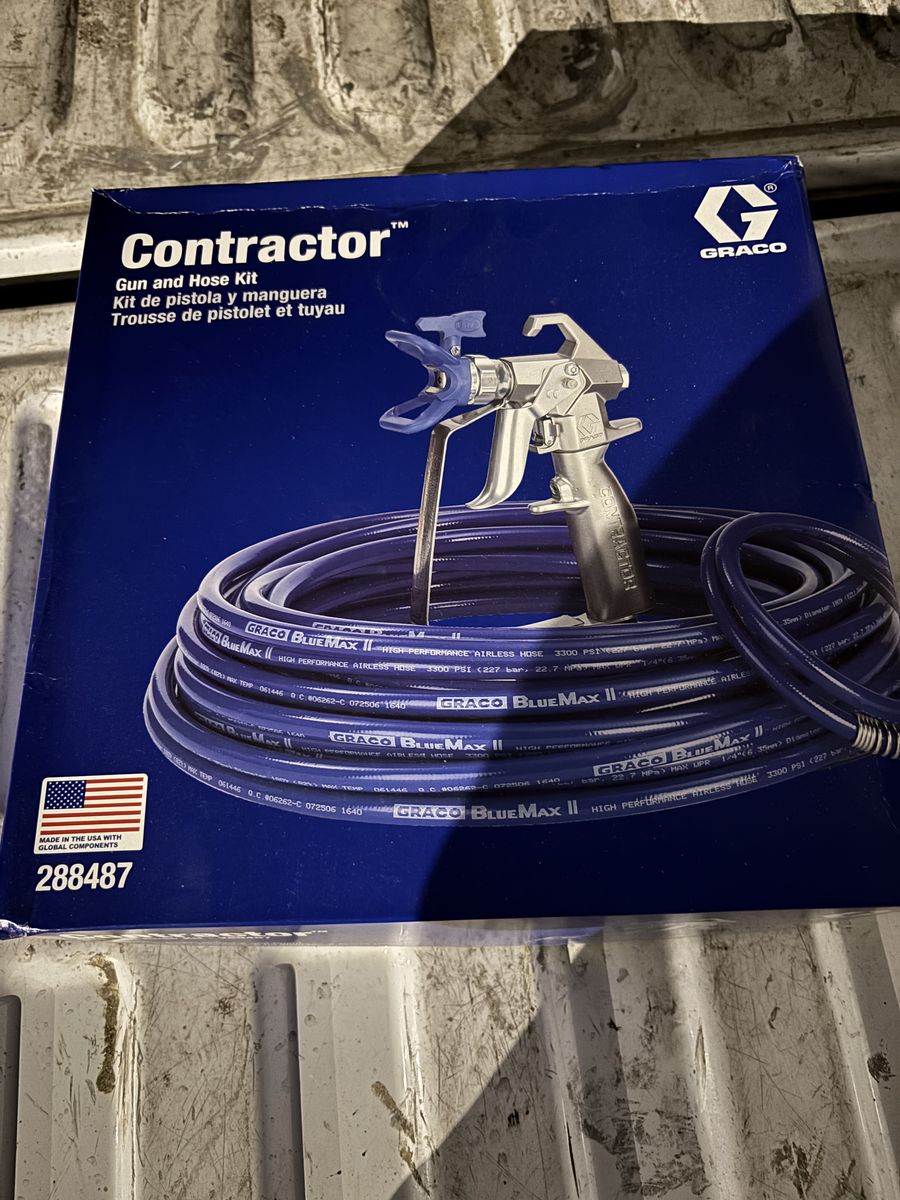 Spray Gun And House Kit With Tip And Housing