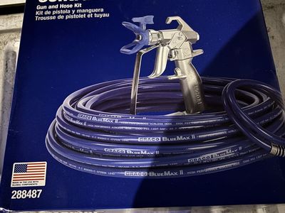 Spray Gun And House Kit With Tip And Housing