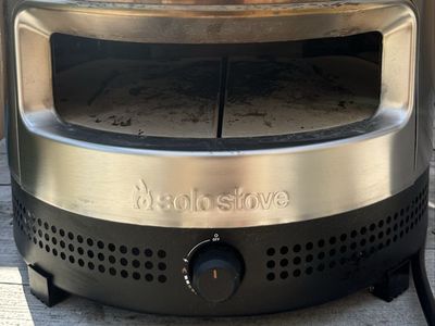Pizza oven SoloStove Pi with cover
