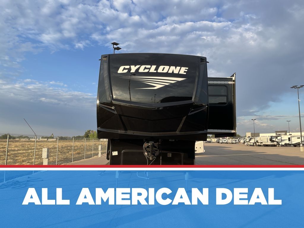 New 2027 Heartland Cyclone 3914