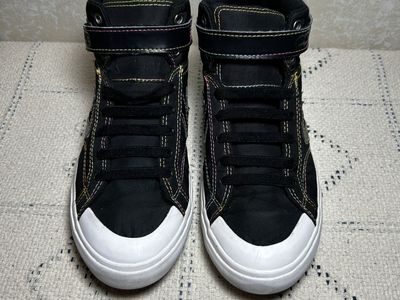 Size 5 Women's Converse SHOES All Star High Tops