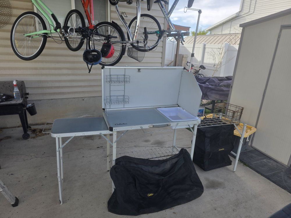 Cabelas deluxe camp kitchen