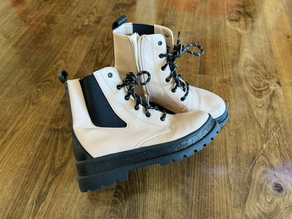 Wonder Nation Girls Boots Size 4 Pink