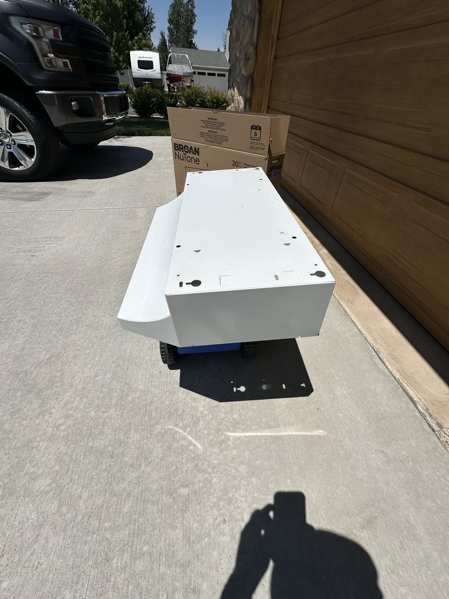 Main image 6