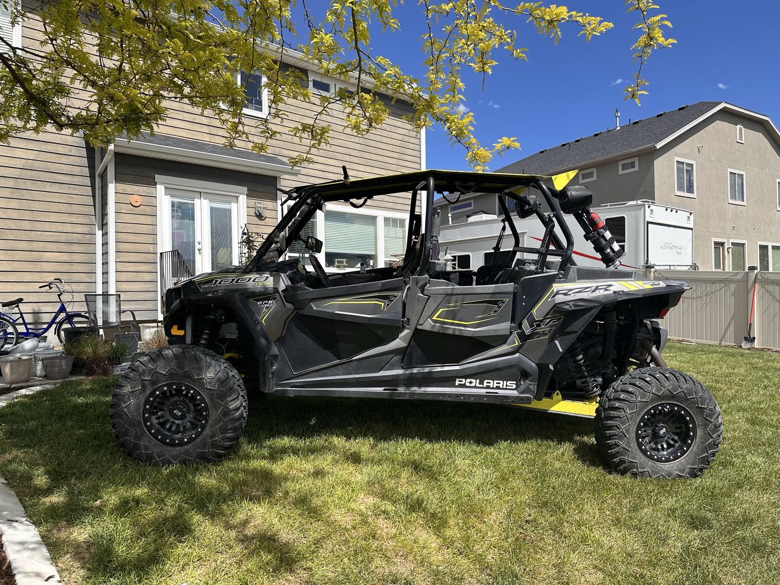 2016 RZR XP 4 1000 EPS **MAKE ME AN OFFER**