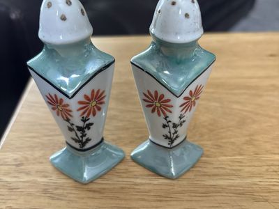 Vintage Hand Painted Porcelain Salt and Pepper Shakers Floral Gold Accent Made in Japan