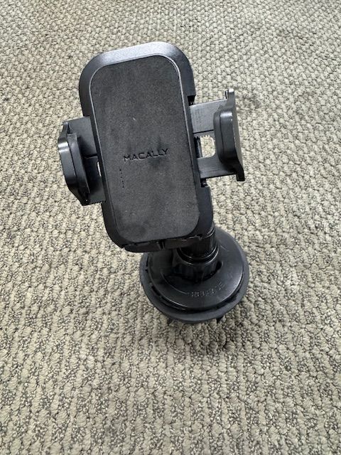 Cell Phone Cup Holder  Very good condition