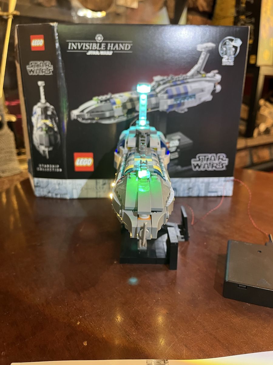 Main image 3